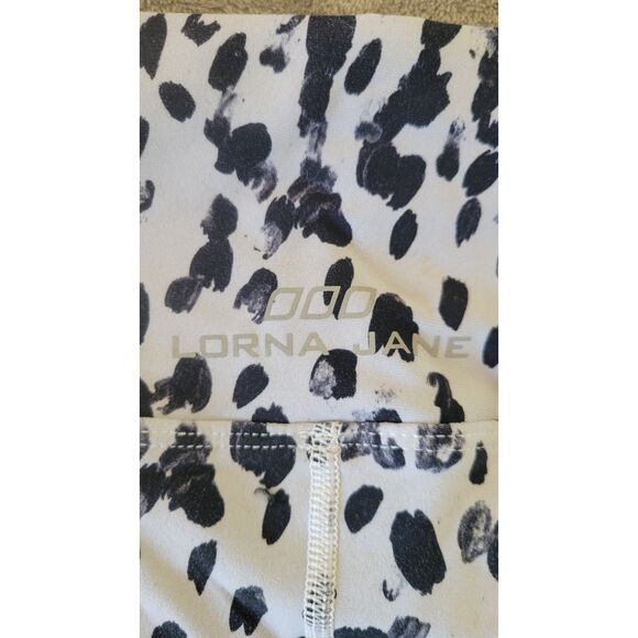 Lorna Jane Fierce Core Animal Print Stripe Leggings - Picture 3 of 3